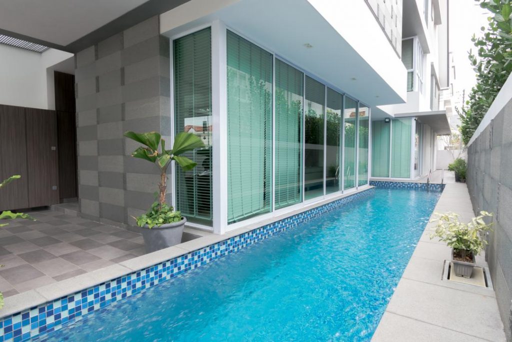 Swimming pool design service